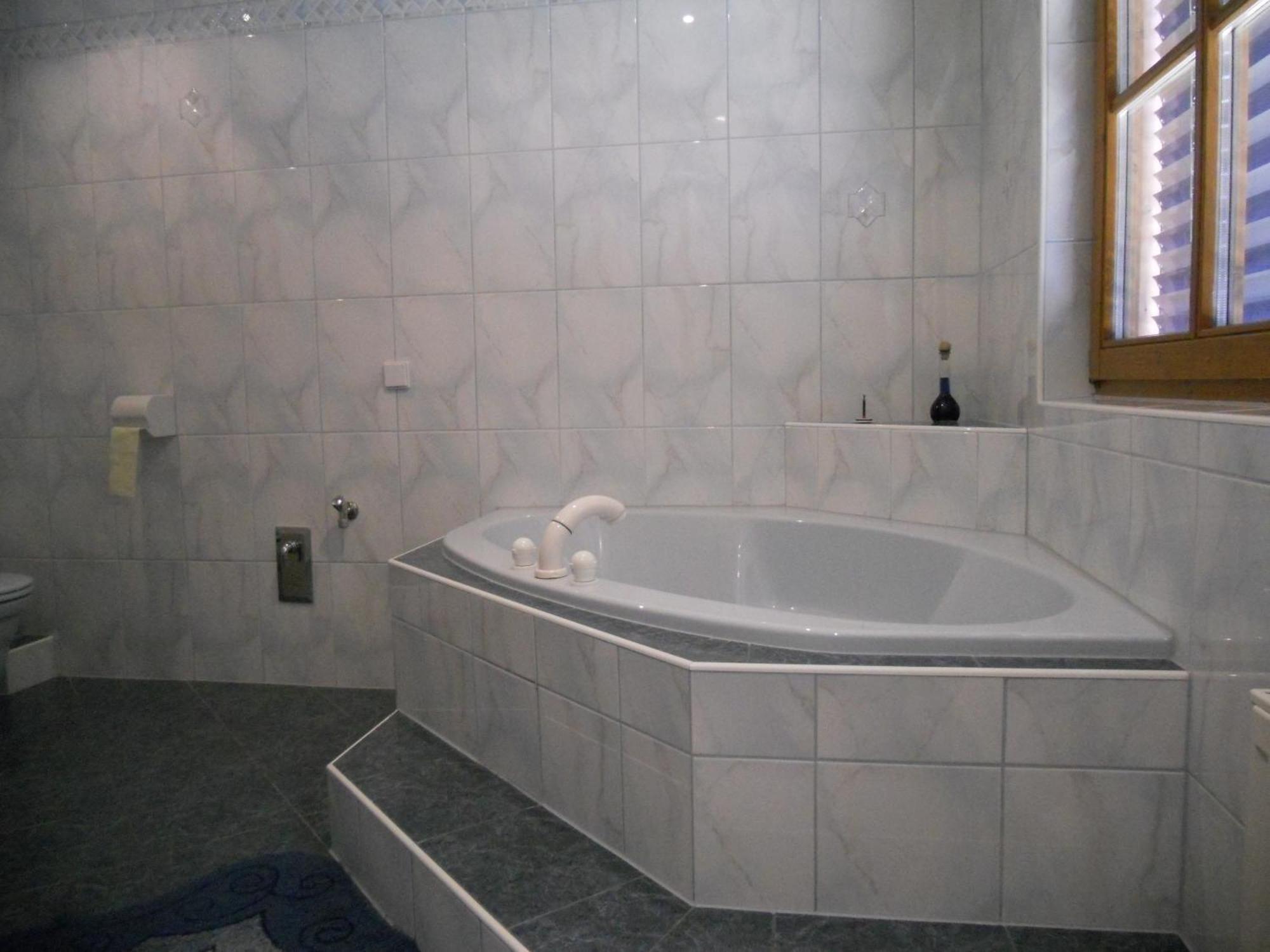 Ferienwohnungen/Holiday Apartments Lederer Reisach ภายนอก รูปภาพ