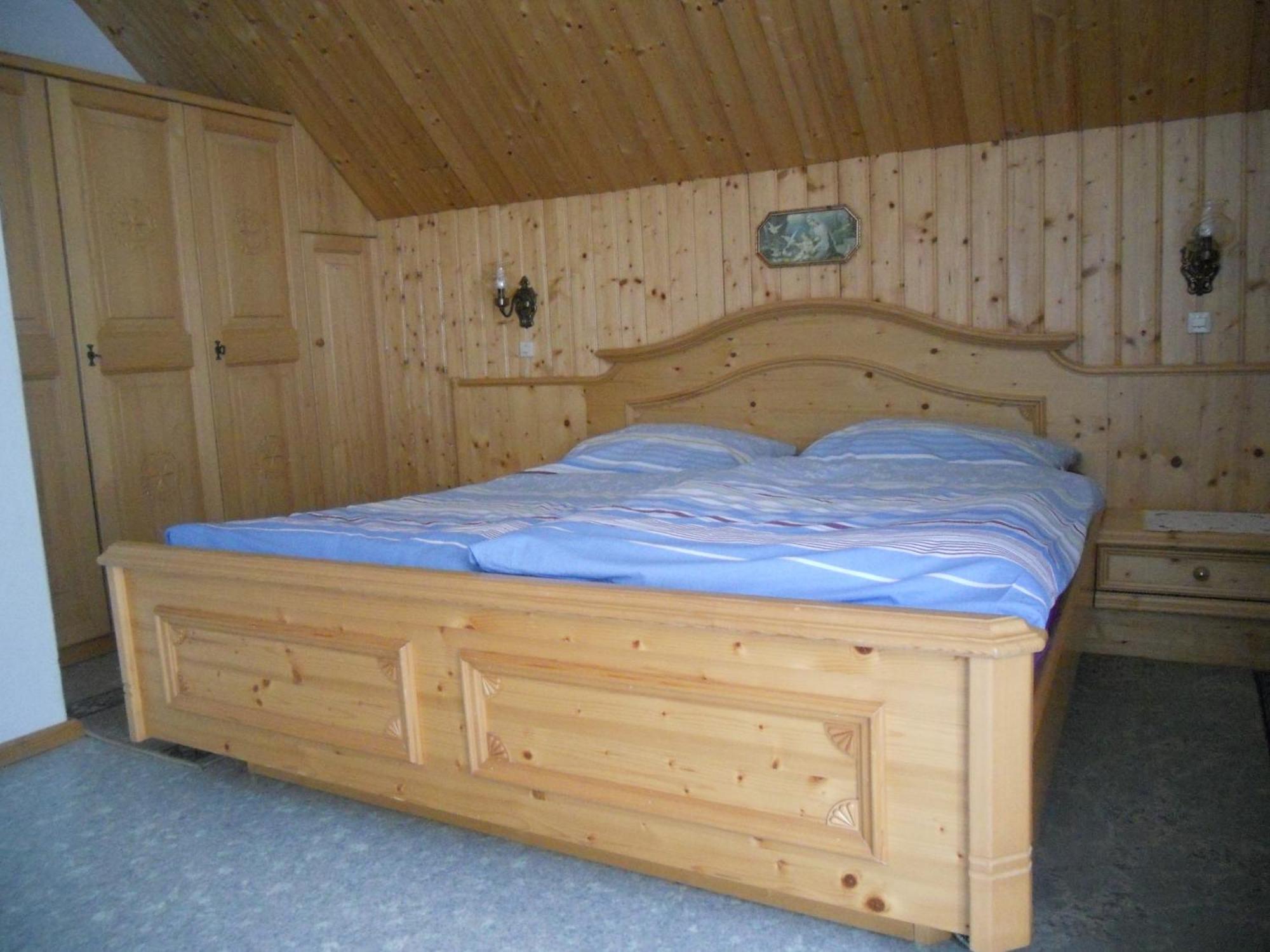Ferienwohnungen/Holiday Apartments Lederer Reisach ภายนอก รูปภาพ